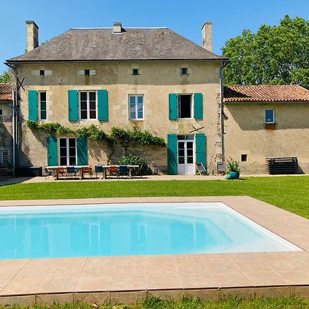 Les Maisons Du Bonheur Acomodação com café da manhã Château-Garnier Exterior foto