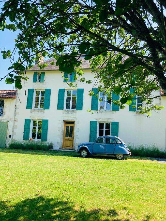 Les Maisons Du Bonheur Acomodação com café da manhã Château-Garnier Exterior foto